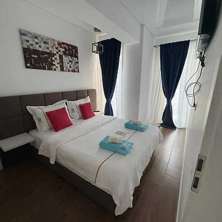 Signature Promenada 2 3*