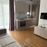 Signature Promenada 2 3*