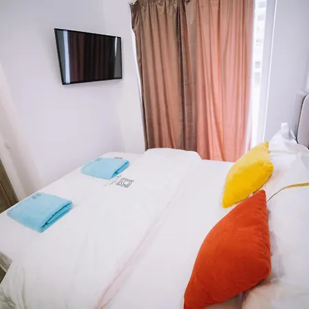 Signature Promenada 2 Apartahotel *