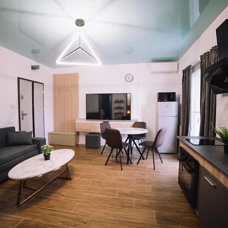 Signature Promenada 2 3*