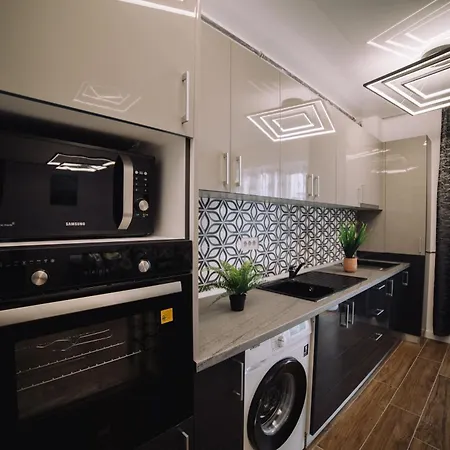 Signature Promenada 2 アパートホテル 3*