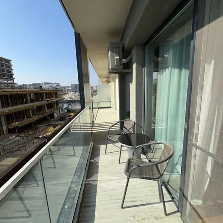 アパートホテル Signature Promenada 2 3*