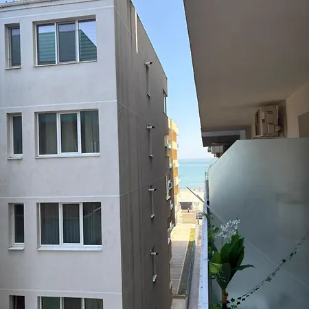 Ξενοδοχείο με διαμερίσματα Signature Promenada 2