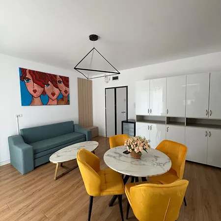Signature Promenada 2 Apartahotel *
